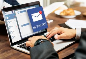 céges email